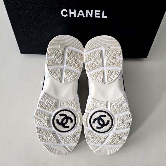 CHANEL Grey/White Sneakers, Size 35.5 - Picture 3 of 4
